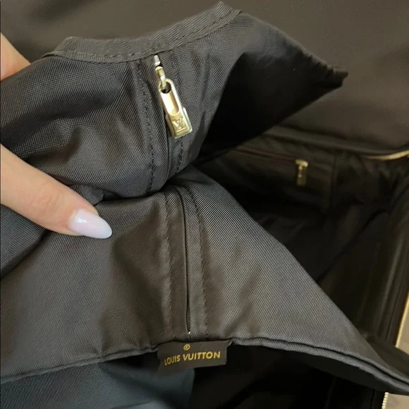 Louis Vuitton Authentic Pegas 55 Suitcase - Picture 13 of 16